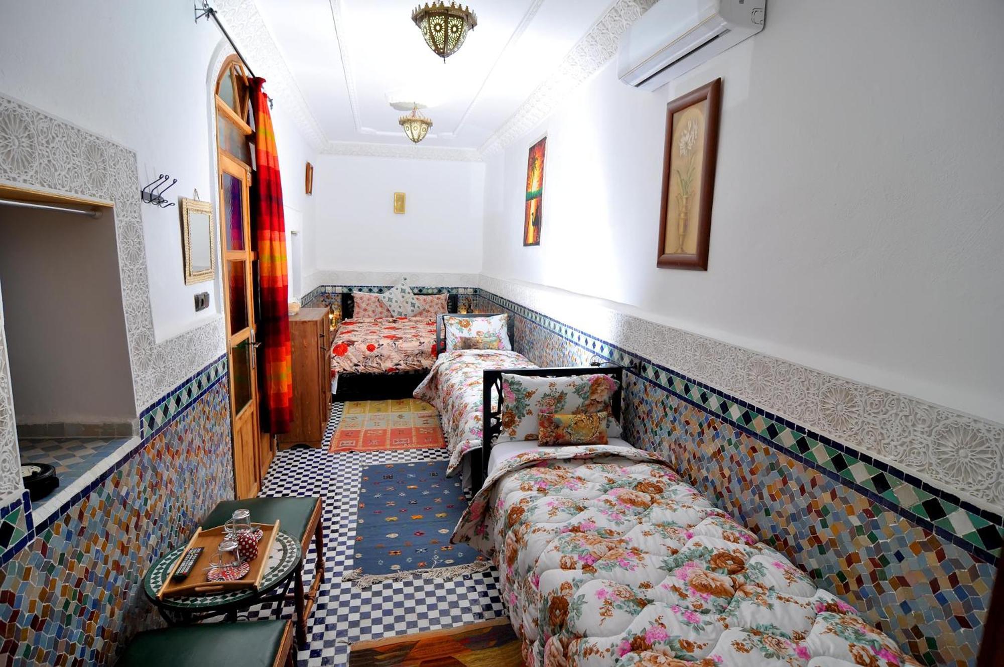 Riad Tafoukt Fez Esterno foto
