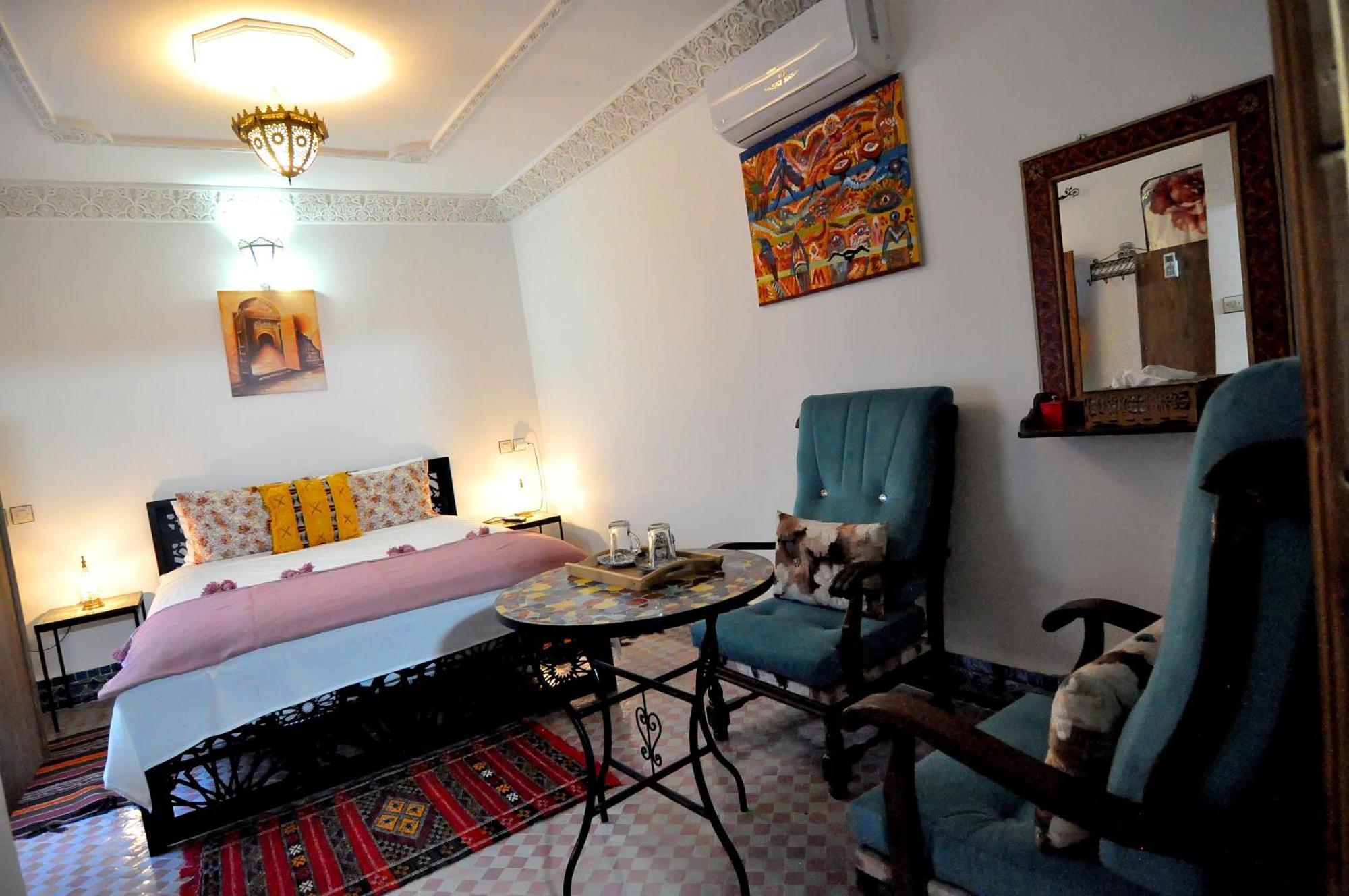 Riad Tafoukt Fez Esterno foto